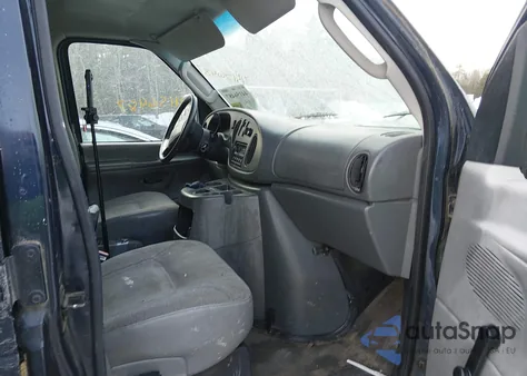 2003 Ford E-150 Commercial из США, поврежденный, VIN 1FTRE142A3HBA6046